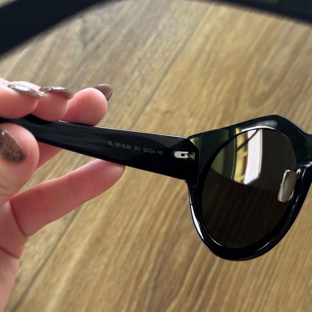 🕶️ Saint Laurent Black Oversized Cat-Eye Sunglasses 🕶️ - Picture 9 of 16